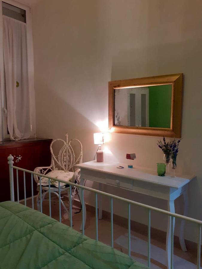 Apartamento La Terra Del Sole Nápoles Exterior foto
